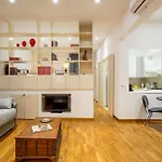 Apartman Cozy Loft @ Monti