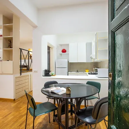 아파트 Cozy Loft @ Monti *